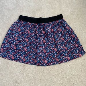 Floral skirt- old navy size large